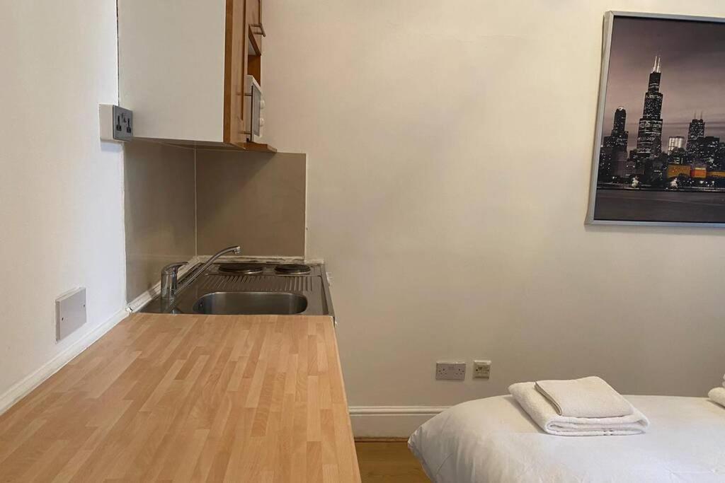 F6-Comfy Ground Flr Studio Fits 4- Near Paddington Лондон Екстериор снимка